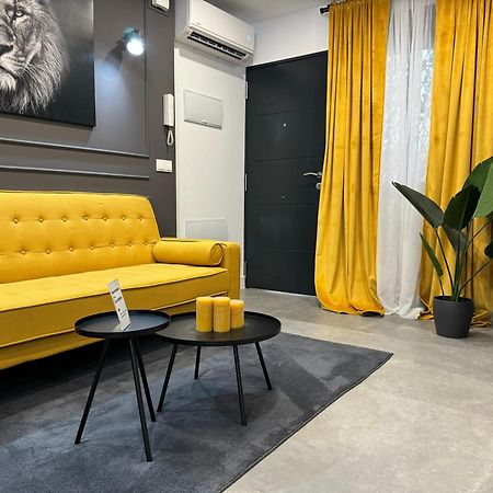 Apartamento Deluxe Lajuderia Con Parking Gratis Cordoba Dış mekan fotoğraf